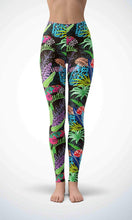 Load image into Gallery viewer, Black jungle  legging for workout yoga gym running - alien wing active